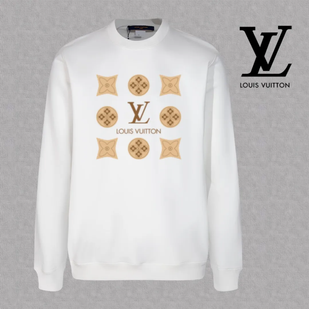 🅿️250 hot style on the shelves🔥❗ 💫〖Louis Vuitton LV〗 Fashionable round neck sweatshirt, casually matched with various styles, it is perfectly handsome😎The whole dress is made of double waistcoats, which makes the whole dress more three-dimensional. Not ordinary factories can do such fine work. The 2025 spring style counters are on sale, exquisite round neck terry sweatshirt, high-end double-strand pure cotton Customized drawstring ribs are dyed in the same vat and are complete with three standards. The chest craftsmanship adopts a simple and elegant pattern on the chest, which is easy to control for any age group! Fit and comfortable! Customized thickened 440g terry sweatshirt fabric, soft and comfortable to the touch, with a three-dimensional shape! 🙌🏻 It’s also very breathable, so it’s a versatile style that can be worn with any outfit! ✔Color: Black White Apricot Size: S M L XL 2XL